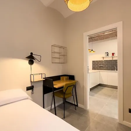 Bebarceloner Sants - 2 Bedrooms Barcelona